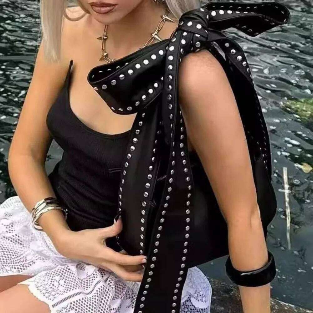 New Black Bow Rivet Sexy Hot Girl Women's Large Capacity Phone Key Handbag Fashion Elegant Shoulder Bag