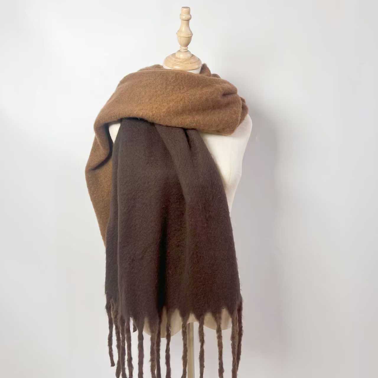 T1220 European and American autumn and winter new scarf women's thick versatile solid color scarf