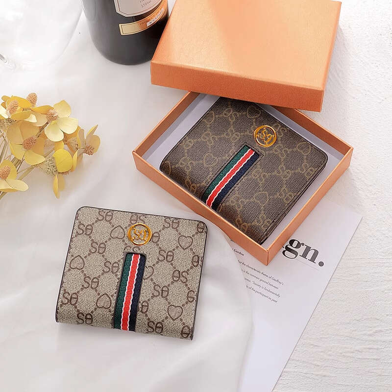 Women's 2025 New Model Short Genuine Leather Multifunctional Card Holder Simple Versatile Small Wallet Trendy