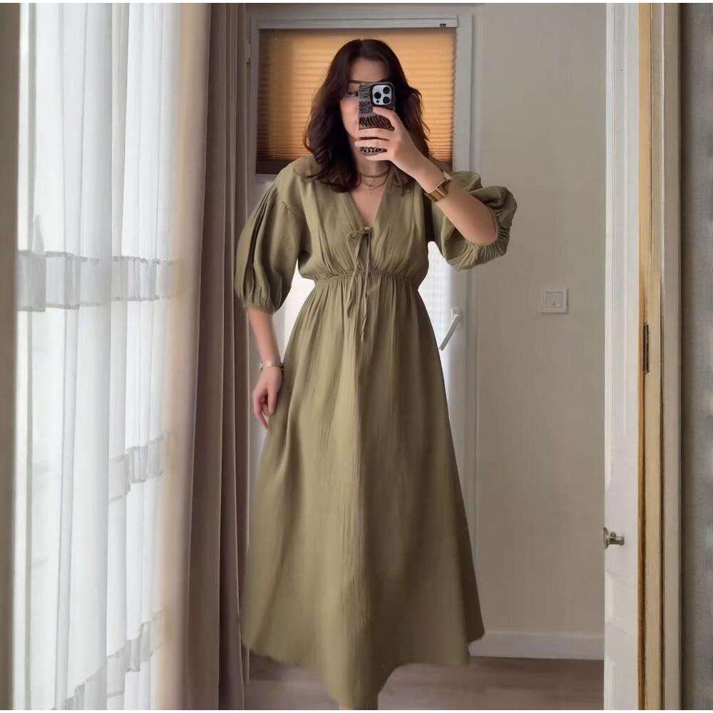 Summer New V-Neck Women's Sexy Puff Sleeve Slim French Mid-Length Dress B5