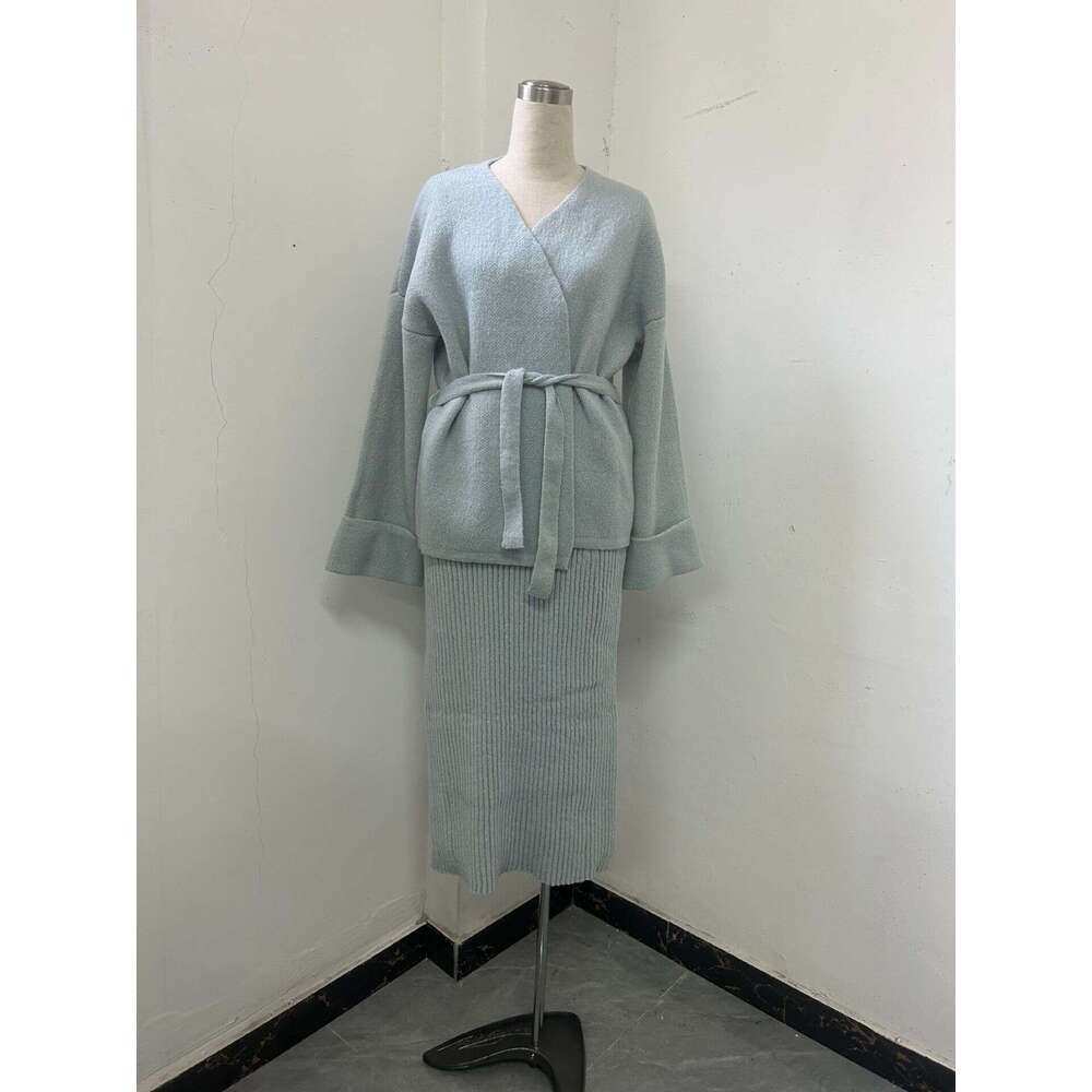 Autumn New Women's Knitted Sweater Tie Top Skirt Set B5