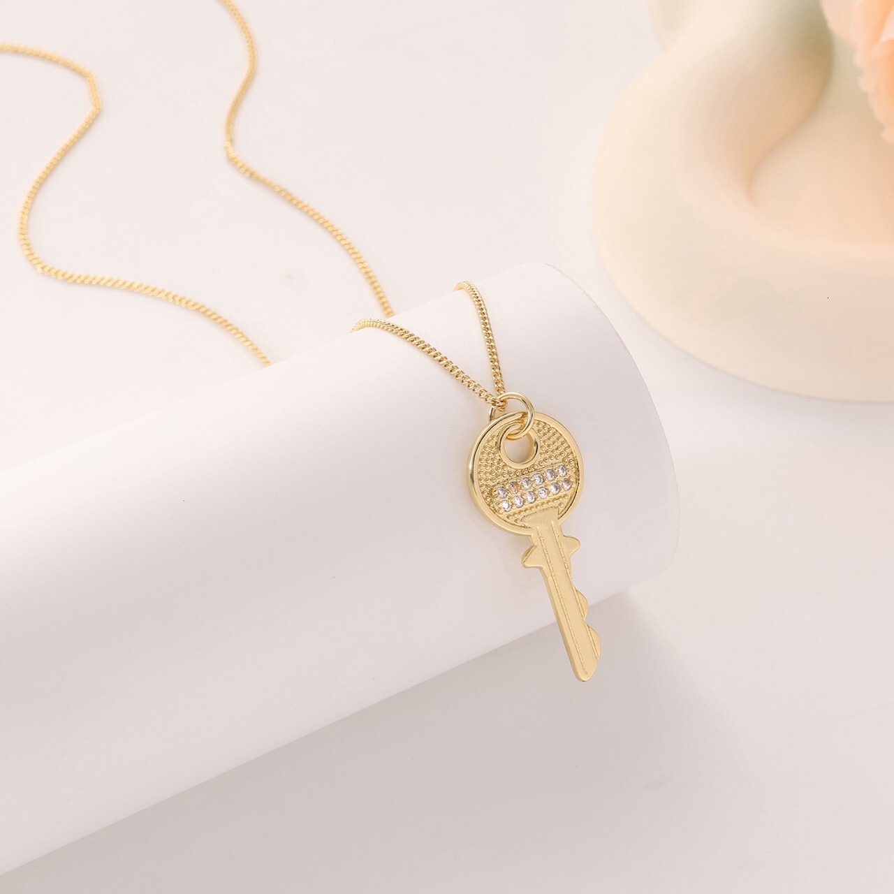 Luxury Jewelry Designer Jewelry European And American Trendy Hip-hop Necklace Key Pendant Necklace Jewelry Cool And Stylish Personality Fashion Versat