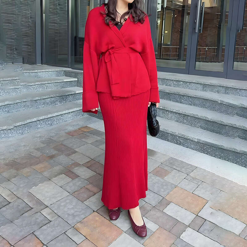 Autumn New Women's Knitted Sweater Tie Top Skirt Set B5