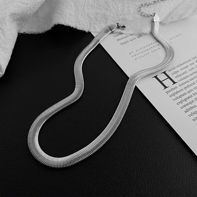 Luxury Jewelry Designer Jewelry Vintage European And American INS Niche Soft Snake Bone Necklace For Women Titanium Steel Jewelry 2023 New Trend Hip H