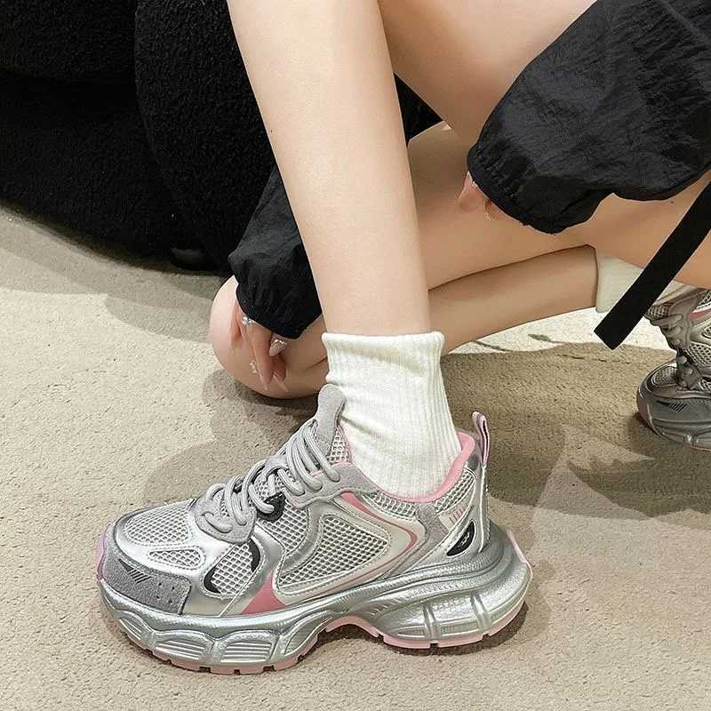 New silver powder high aesthetic sports height increasing thick soled dad shoes versatile mesh casual running shoes Z250715