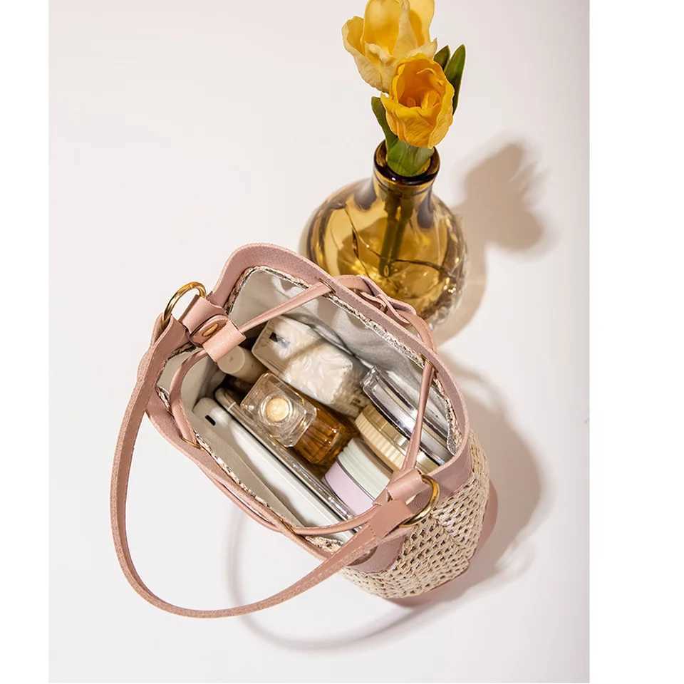 womens bag hollow bucket bag Korean version of womens crossbody bag girls single shoulder bag