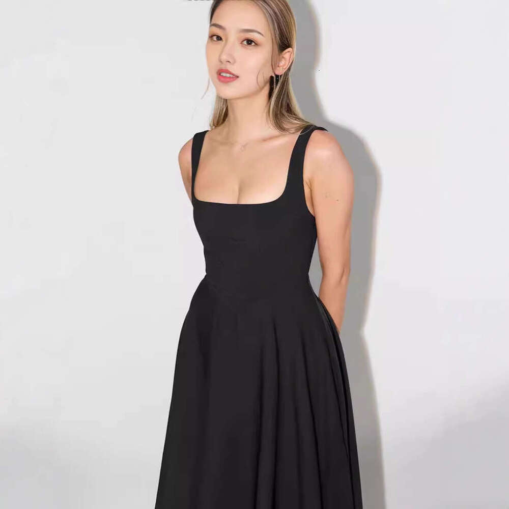 Summer New Simple Sexy Strap Slim Mid-Length Dress B5