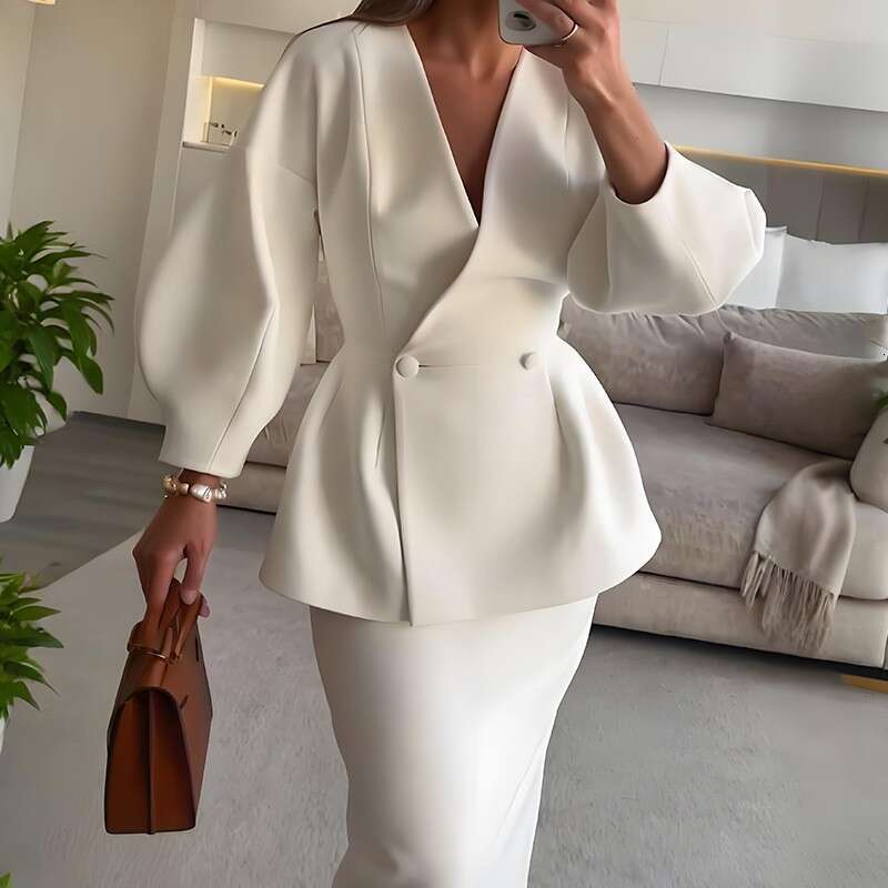 Autumn New Women's Fashion Solid Color Button Puff Sleeve Half Skirt Dress Set B5