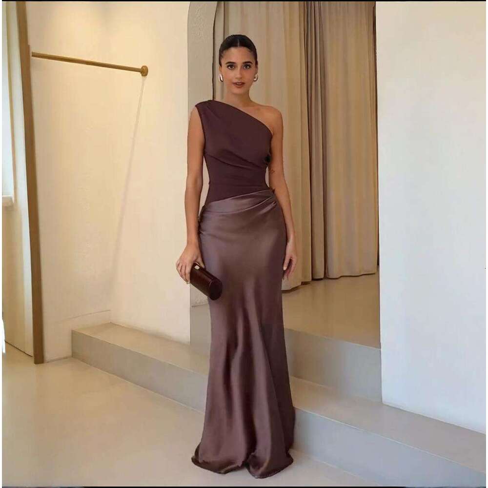 New Women's Round Neck Sleeveless Slim Fit Pure Desire Elegant Fashion Asymmetrical Neckline Dress For Women B5
