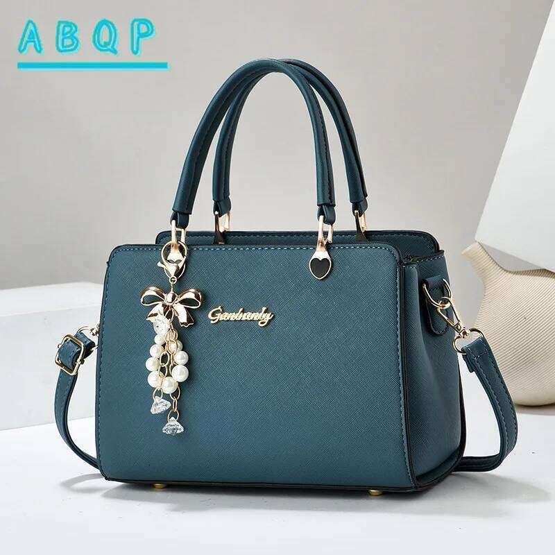 Elegant Stylish Women Handbag Minimalist Design With Multiple Pockets Lightweight Shoulder PU Material Daily Commuting Purse