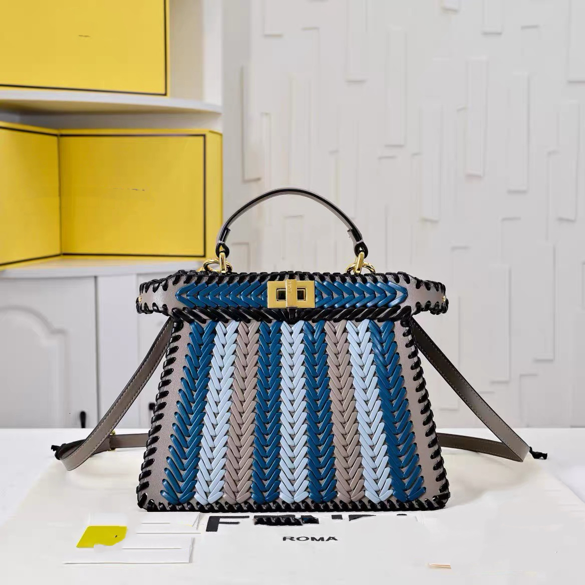 High Quality Luxury Bag Shoulder Bag Luxury Designer peekaboo iseeu Women's Tote Bag Fashion Hand Woven Crossbody Tie-dye Messenger Bag Shopping Bag Size 2 42