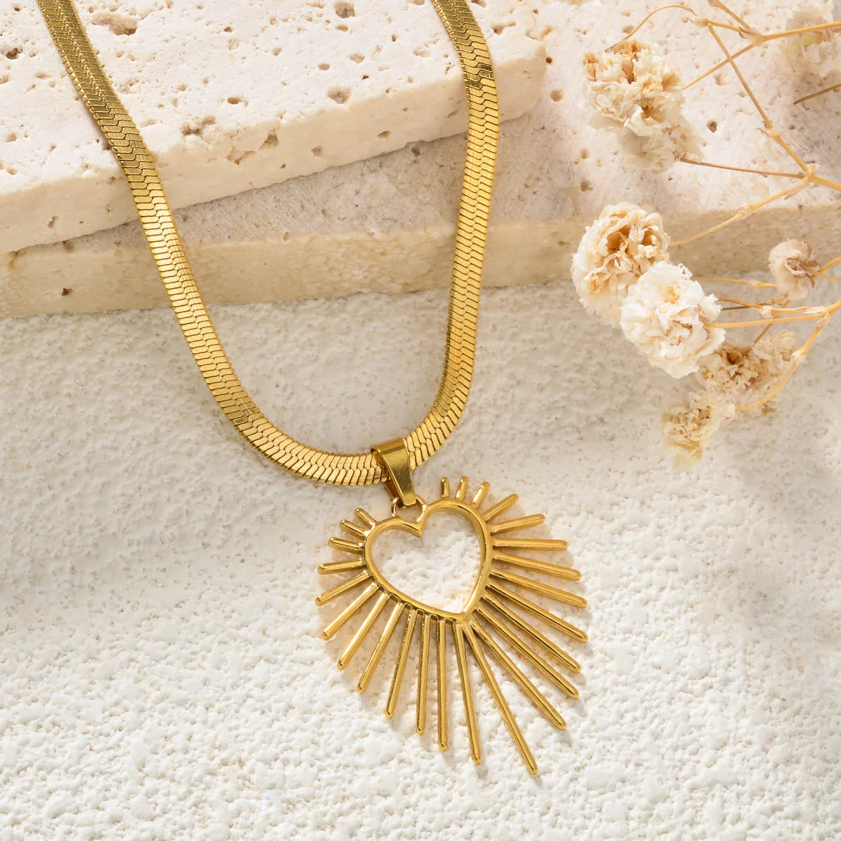 Geometric Heart Sun Pendant Necklace Stainless Steel Gold Color Choker Neck Chain Women Fashion Jewelry Gift for Mother Lover 250711