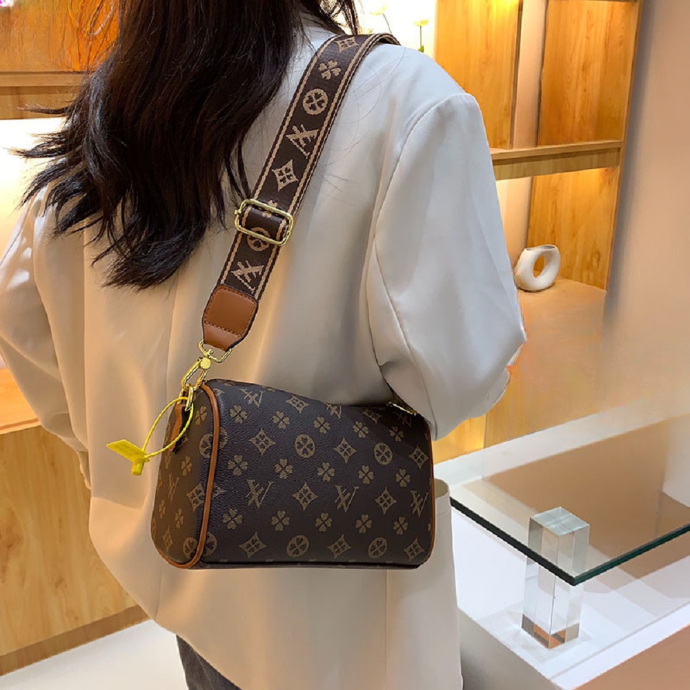 Women's Cylinder Handbag Designer Bag High Quality Tote Bags Purses Designer Handbag Women Bags Travel Beach Bag Luxury bags Quality Lychee Leath