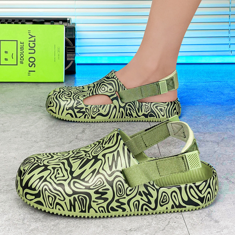 2025 Summer Style Closed-toe Sandals Famous Designer Clogs Cross-border Camouflage Designer EVA Cushioned Outdoor Thick-soled Closed-toe Couple Style 