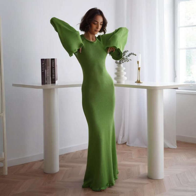 Knitted Sweater Women's Autumn New Fashion Sexy Backless Round Neck Tie Dress B5