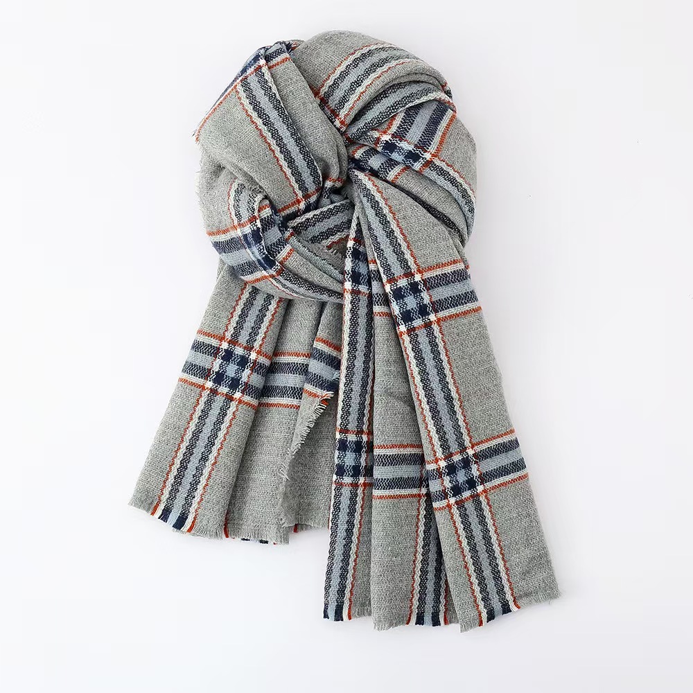 T1221 new cashmere British style high-grade plaid scarf for women autumn and winter couple neck scarf