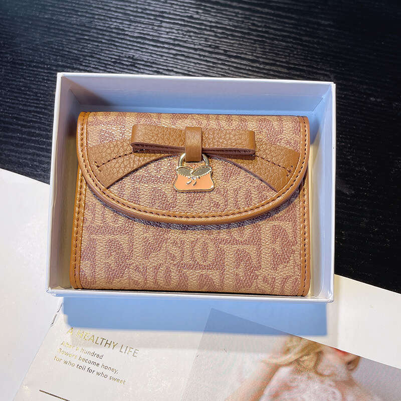 for Women, Short Style, Simple New Design, 70% off Genuine Leather Wallet, Multiple Slots, Card Holder, Niche Design Wallet