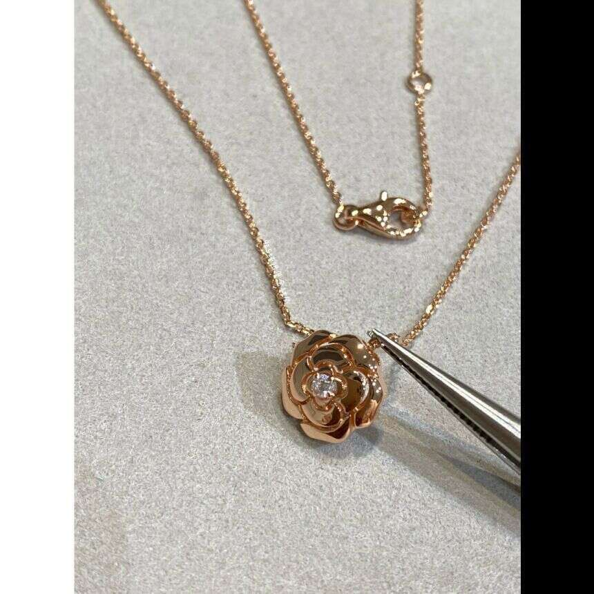 DHCollections Chanel-Style Camellia Earrings Set - 18K Rose Gold Plated Floral Jewelry for Women | Elegant Flower Earrings