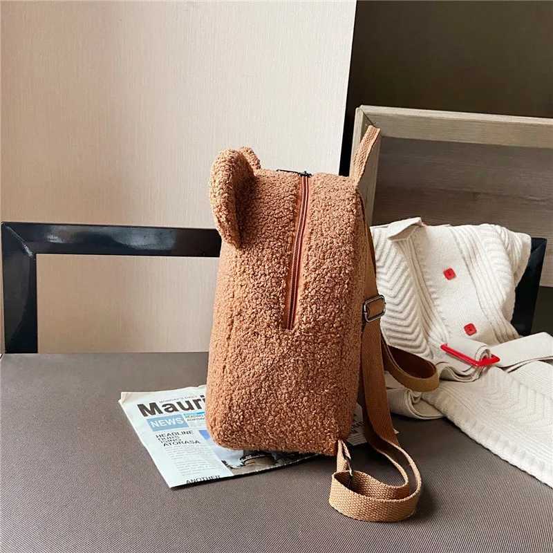1Pcs Cute Bear Ear Fleece Small Backpack Kids Girls Casual Warm Lambswool Daypack Bag Schoolbag Backpack for Travel Shopping X2507151