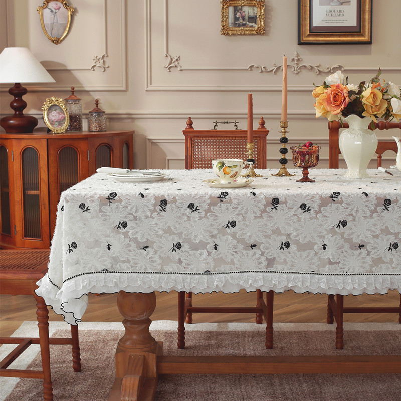 Waterproof and oil-proof printed brocade tablecloth rectangular available in multiple sizes Jacquard tablecloth for family gatherings and banquets
