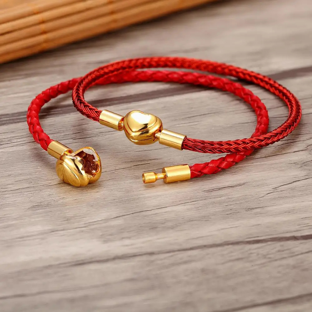 Fashion Women Gold Plated Lover Bracelet Bangle Leather Chain With Love STAINLESS STEEL Clasp Pan Bracelet Bead Charms Bracelet 250712