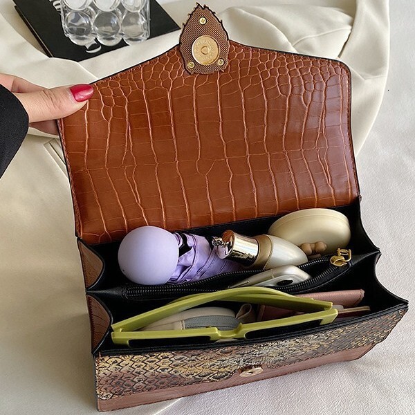 Luxury Brand Designer Bag Single Shoulder Bag Foreign Trade Chain Crocodile Pattern Retro Underarm Bag Casual Versatile Small Square Bag Fashion Commu