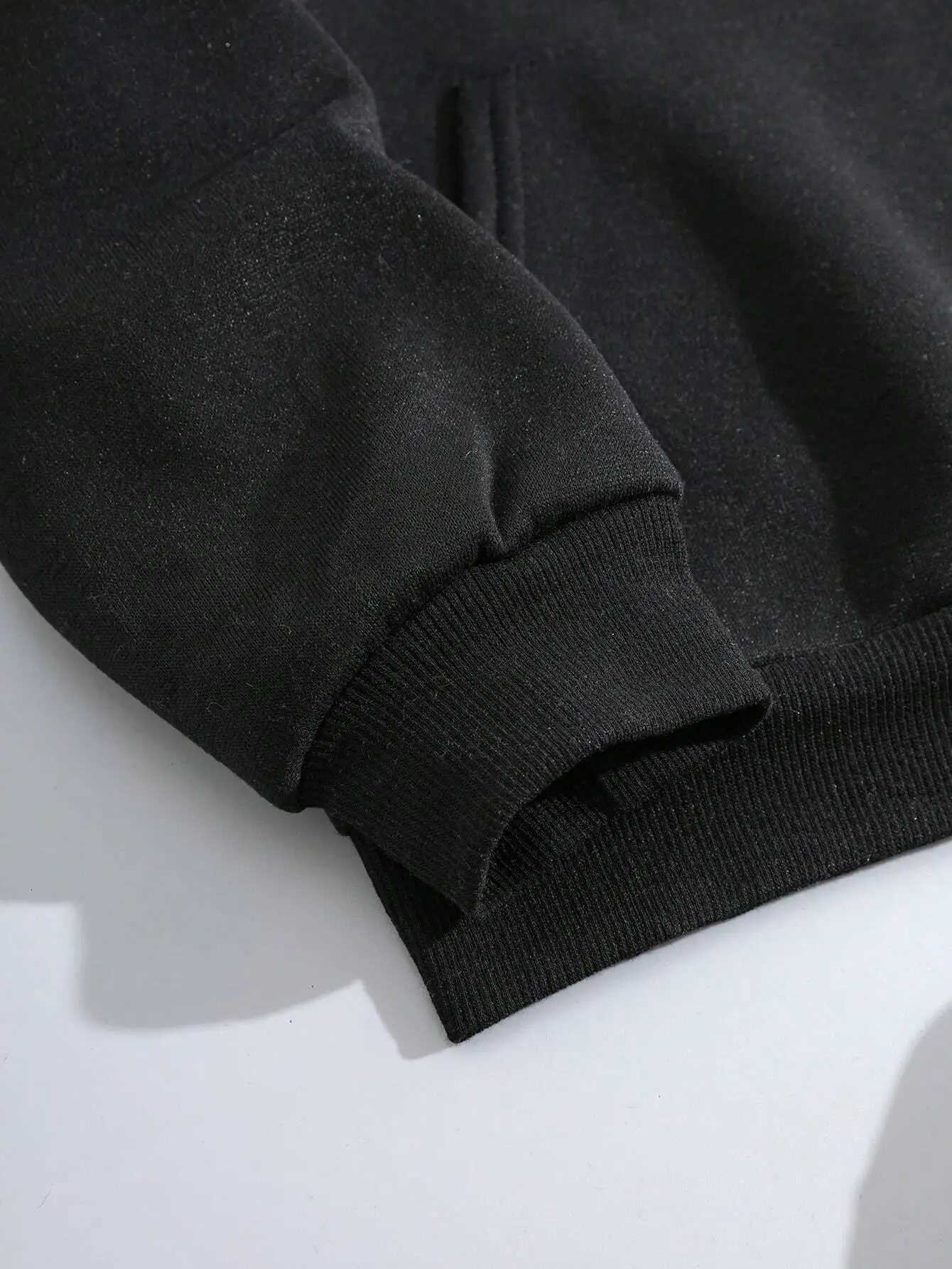 Trust Nobody A Stranger With A White Hood Hoodie Women Warm Fleece Hoodie Fashion Casual Sweatshirts Autumn Loose Sportswears X2507151