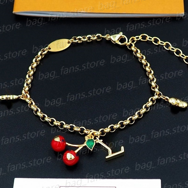 Fashion Designer Necklace Bracelets Women's Jewelry with Metal Tags Designer Jewelry Sets Festival Gifts 19165