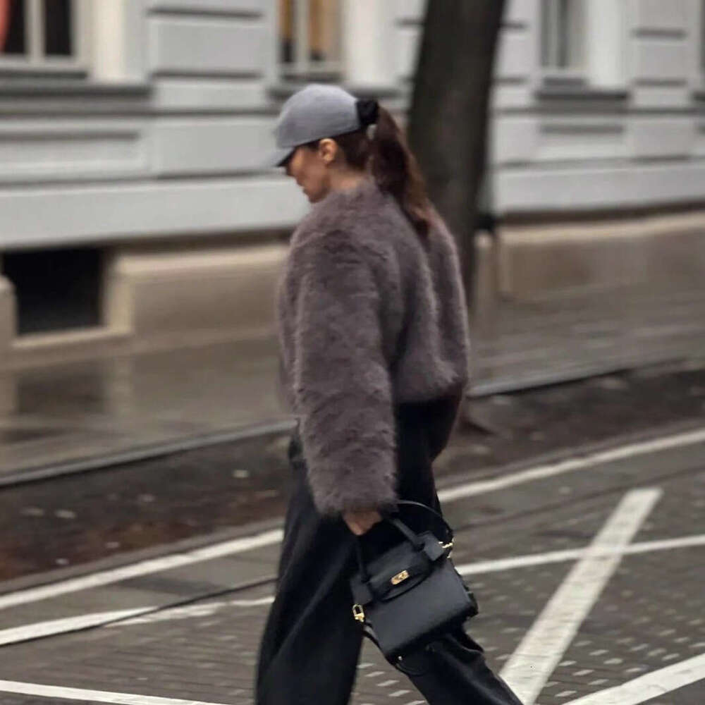 TRAFZA Autumn New Style Faux Fur Effect Short Jacket Coat B5