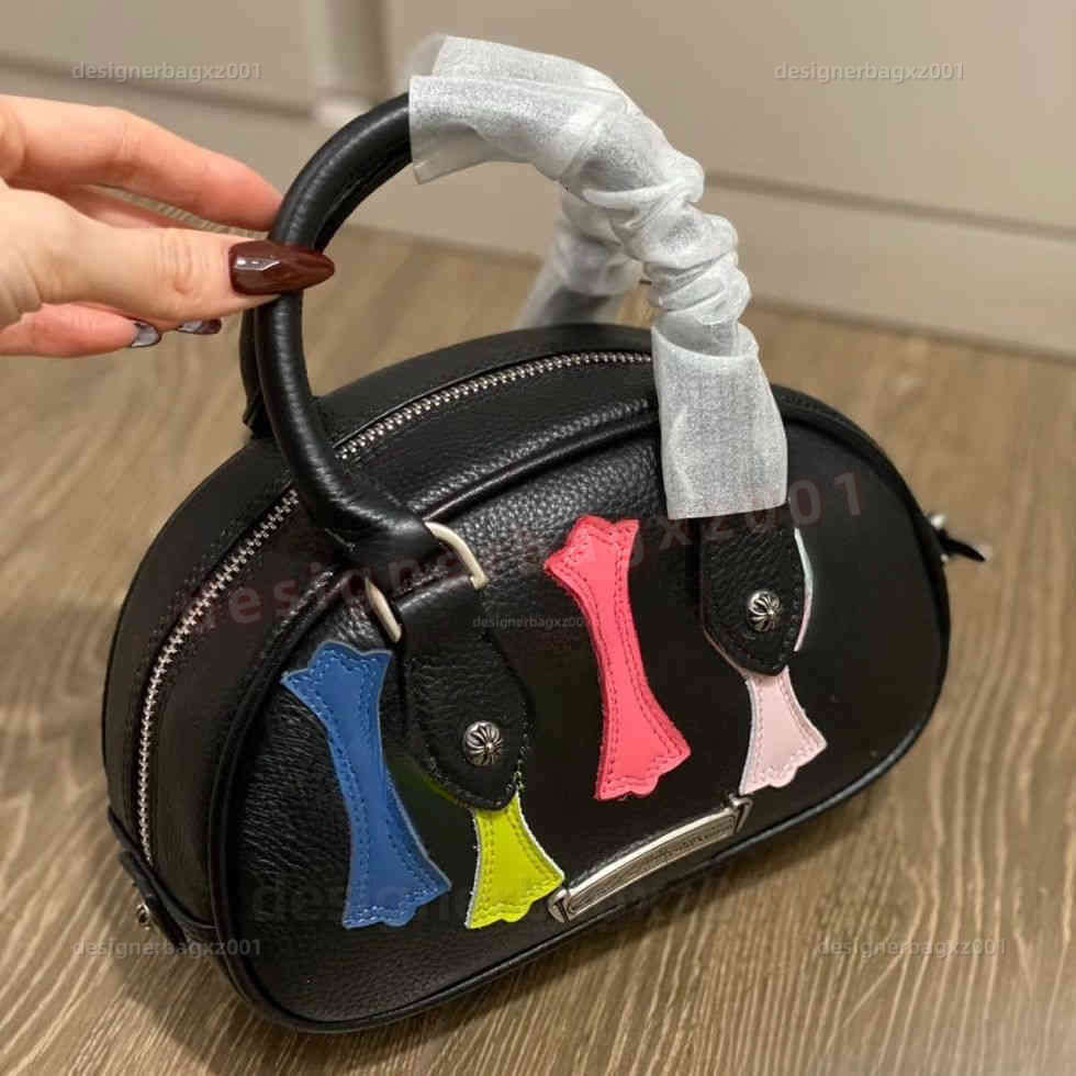 Pink Designer Bag Purse Handbag Chrome Cross Bag Women Heartsbelt Crossbody Bag Versatile Beach Bag Fashion Bowling Shoulder Bag Spraygrounds Backpack