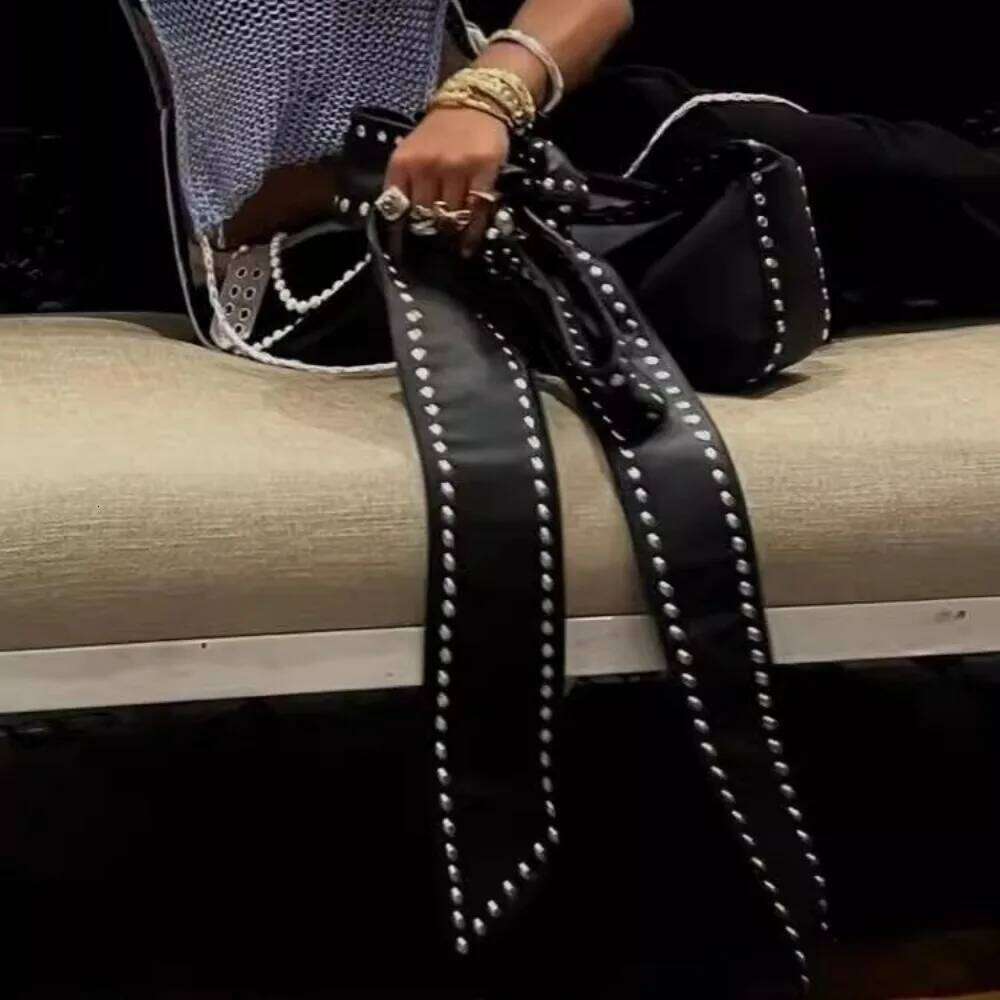 New Black Bow Rivet Sexy Hot Girl Women's Large Capacity Phone Key Handbag Fashion Elegant Shoulder Bag