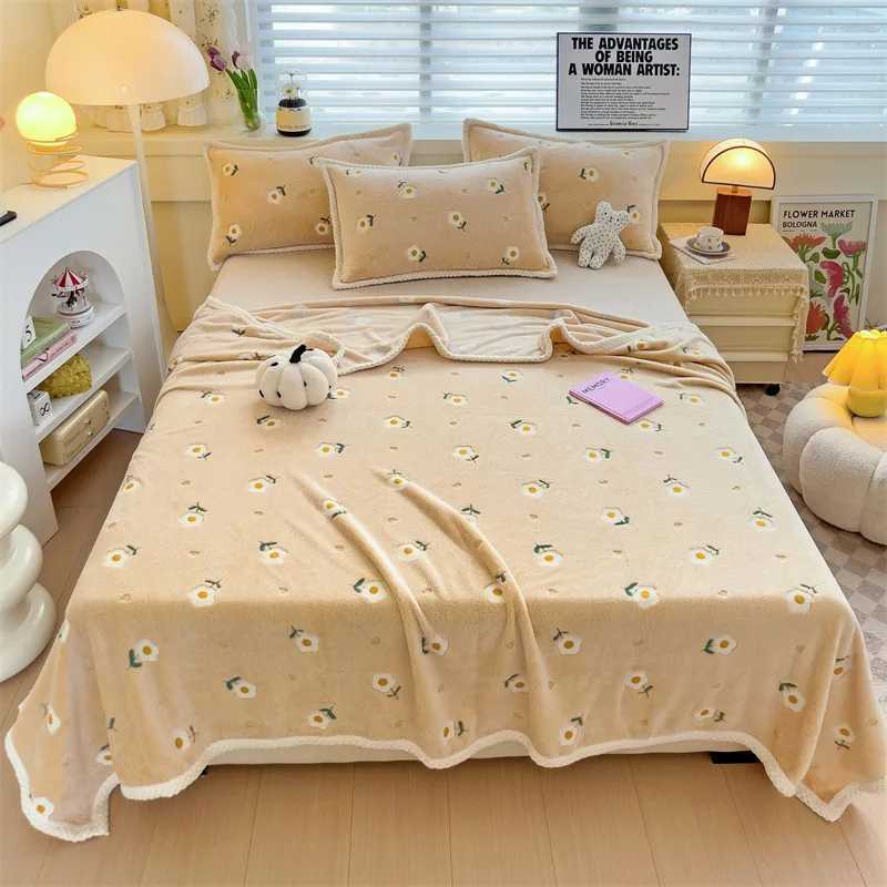 Floral Print Flannel Baby Blanket Bedding Soft Kids Nap Cover Air Conditioning Blankets Summer Thin Quilt Sofa Shawl L250715ELT7