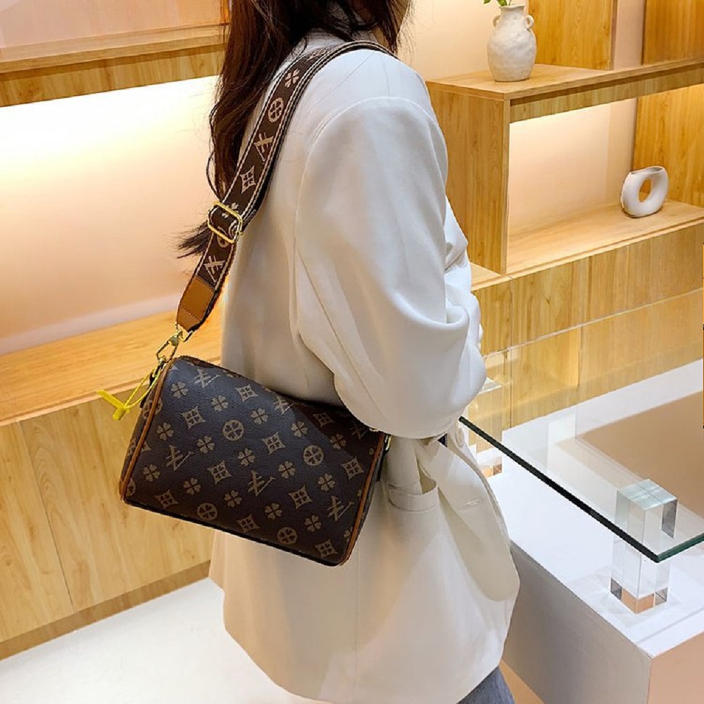 Women's Cylinder Handbag Designer Bag High Quality Tote Bags Purses Designer Handbag Women Bags Travel Beach Bag Luxury bags Quality Lychee Leath