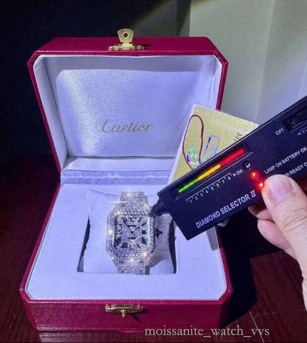Shining and luxurious fashion all-metal morganite men's and women's wristwatch. Fashion hip-hop, VVS grade, diamond inlay, automatic mechanical watch.