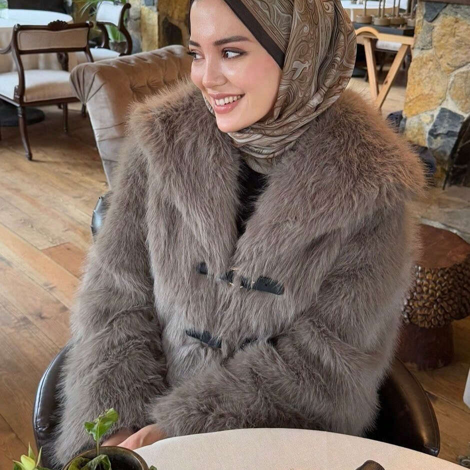 TRAFZA Women's Thick Lamb Wool Winter New Fur Coat B5