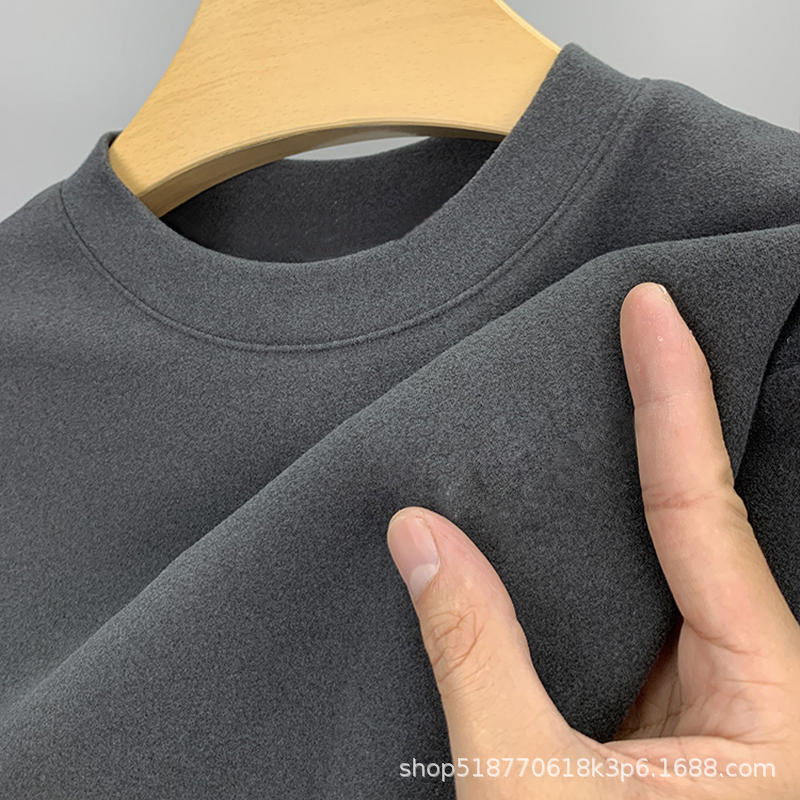 C181030 men's long-sleeved T-shirt men's autumn and winter loose round neck sweater German velvet bottoming shirt autumn wear warm clothes