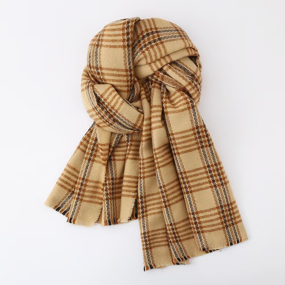 T1221 new cashmere British style high-grade plaid scarf for women autumn and winter couple neck scarf