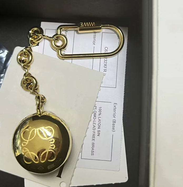 Loews French style Golden Ball Keychains Bag Charm Keychains Upscale Gold silver chain ball pendant Car key ring accessories designer Key chain - perfect gift for her
