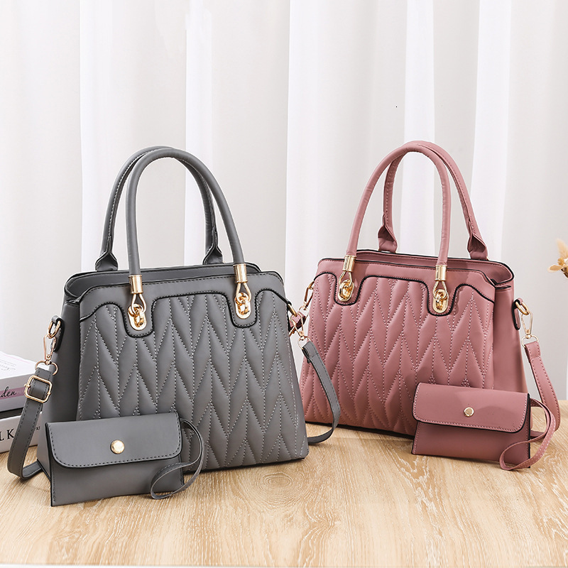 Designer Mother-Daughter Handbag 2021 New Embroidered Quilted Fashion Versatile PU Leather Shoulder Crossbody Light Luxury Women's Bag