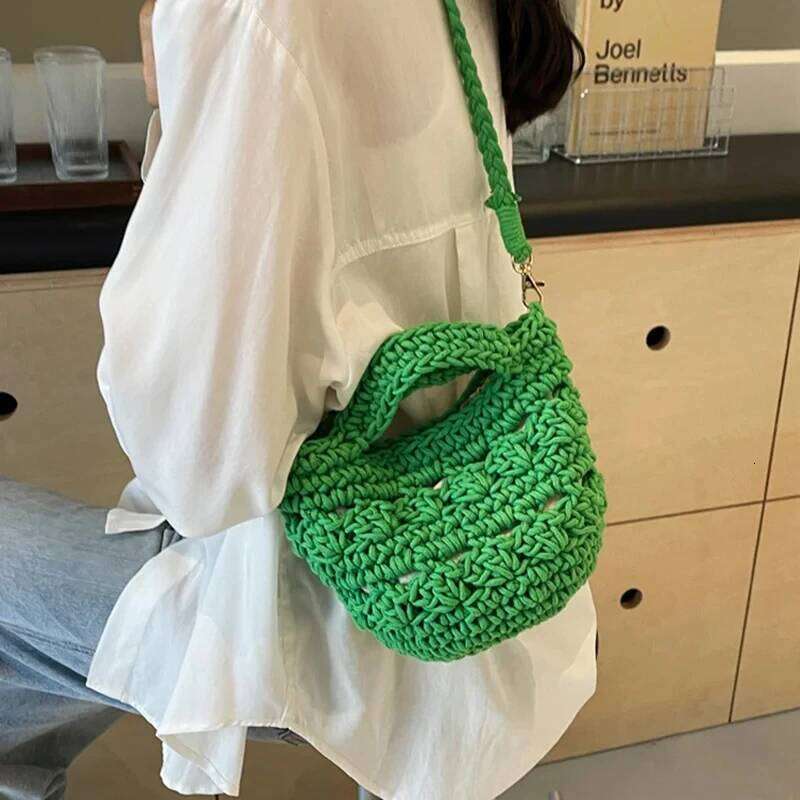 Women's Knitted Shoulder Bag Crossbody Handbag Fashion Korean Girl Casual Crochet Cotton Rope Weaving Mobile Phone Bags