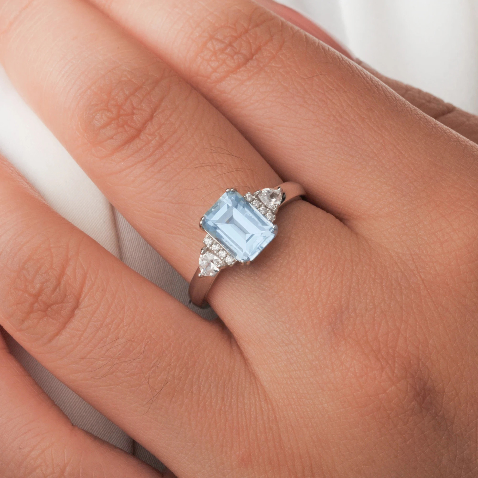 Potiy Sky Blue Topaz Emerald Cutring rings for women gift 925 sterling silver jewelry Free delivery elegant valentines fashion 250712