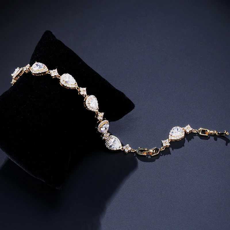 ZAKOL Classic Geometric Water Drop CZ Bracelet for Women Bridal Gorgeous Sparkling Zircon Party Wedding Jewelry XJ250715