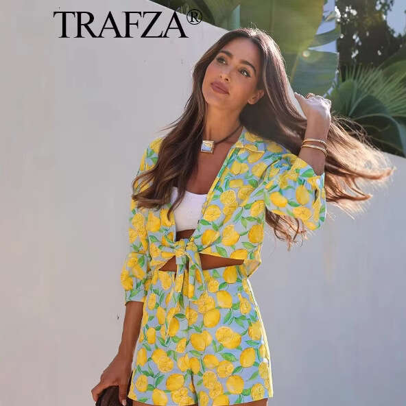 TRAFZA Women's Spring And Autumn Fashion Casual Versatile Trendy Sun Protection Printed Shirt Set B5