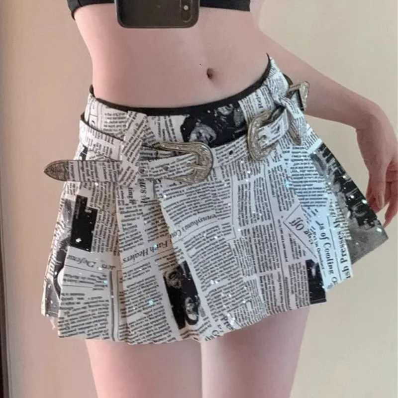 Sexy Newspaper Printed Skirt Women Summer Streetwear Belt High Waist A Line Short Pleated Skirts Girls Casual Shorts Saia Female R250715