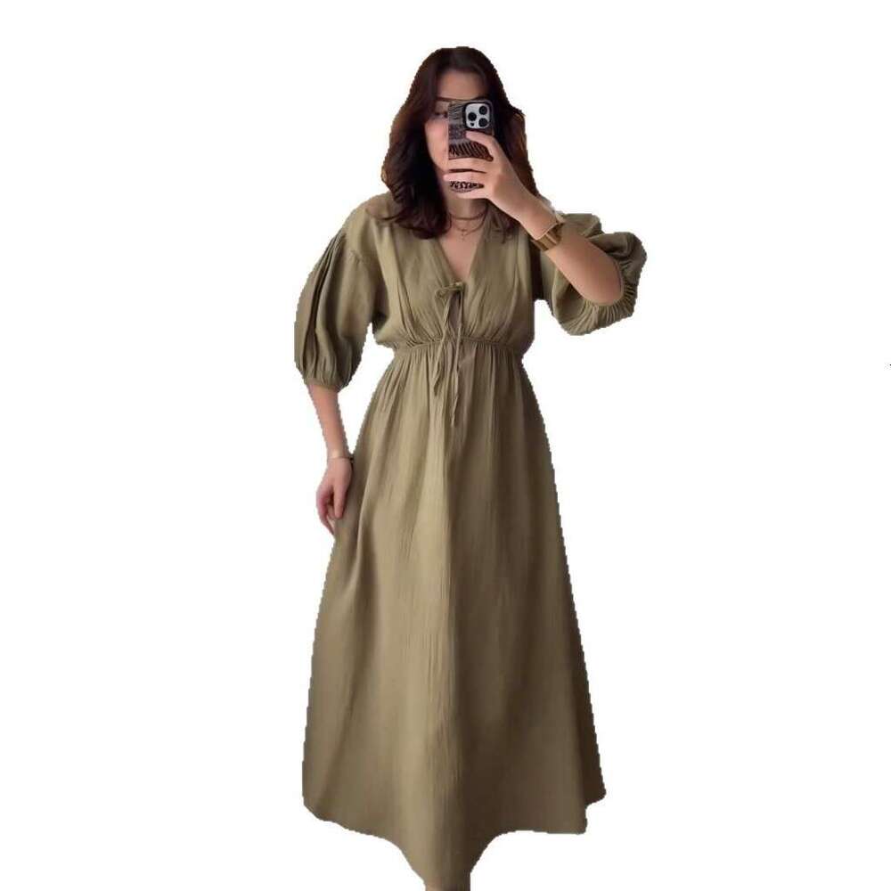 Summer New V-Neck Women's Sexy Puff Sleeve Slim French Mid-Length Dress B5