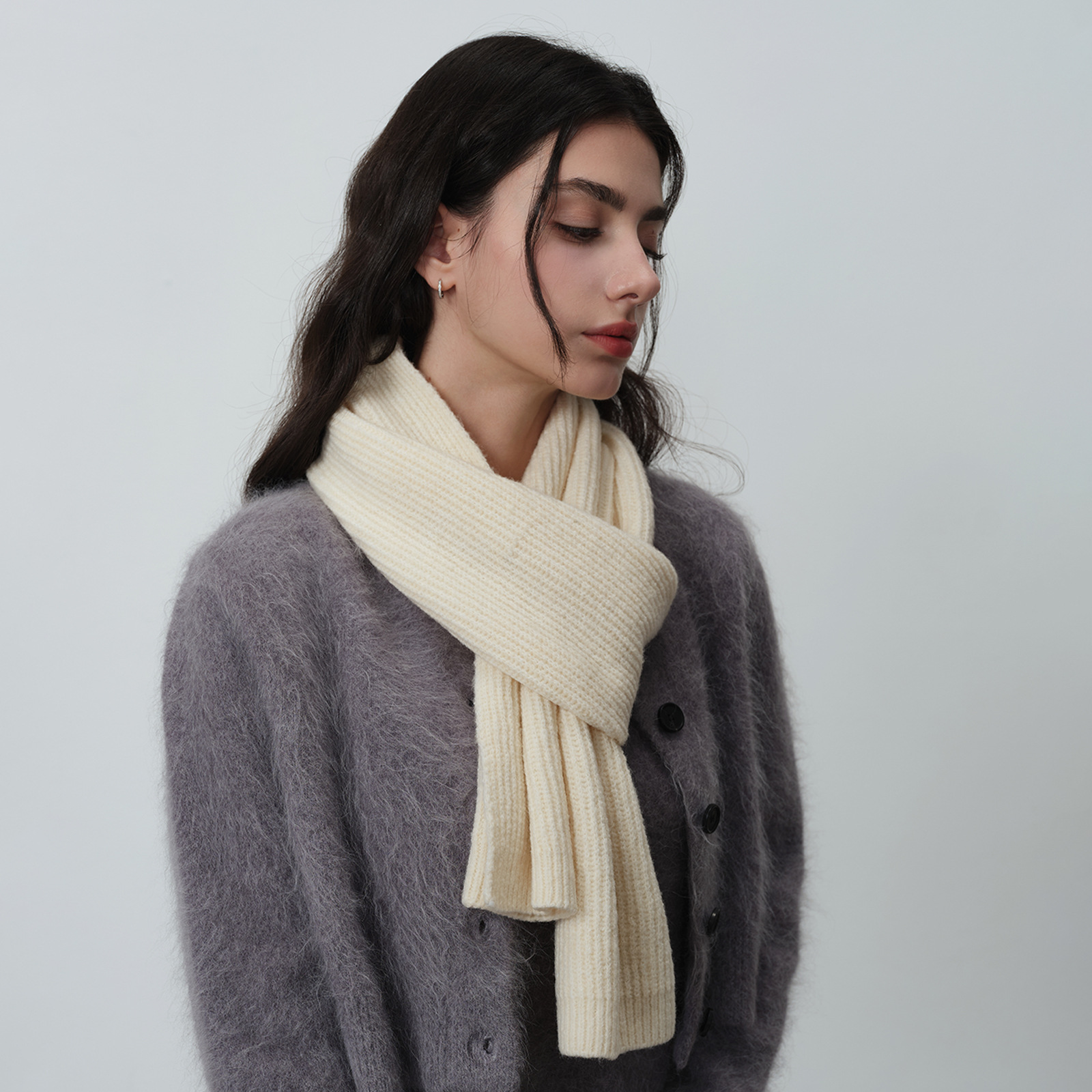 K1354 Korean autumn and winter new warm knitted wool blend soft and comfortable scarf simple and fashionable student female neck scarf