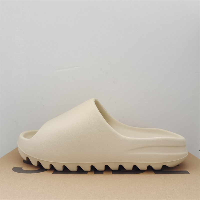 free shipping designer Slippers New summer sandal for woman and men outdoor Scuffs Casual vintage sliders classic beach shoes black white