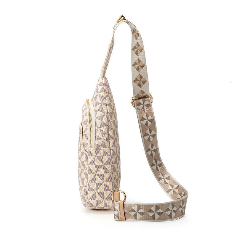 Chest 2025 Spring Autumn Winter fashion Trendy Satchel Anti-theft Large Capacity casual Travel Bag Men's and Women's Small Backpack