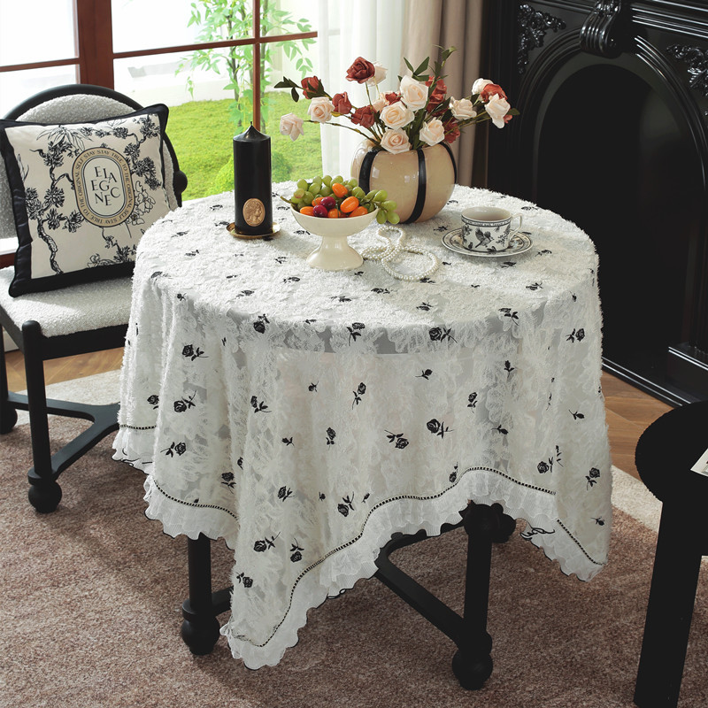 Waterproof and oil-proof printed brocade tablecloth rectangular available in multiple sizes Jacquard tablecloth for family gatherings and banquets