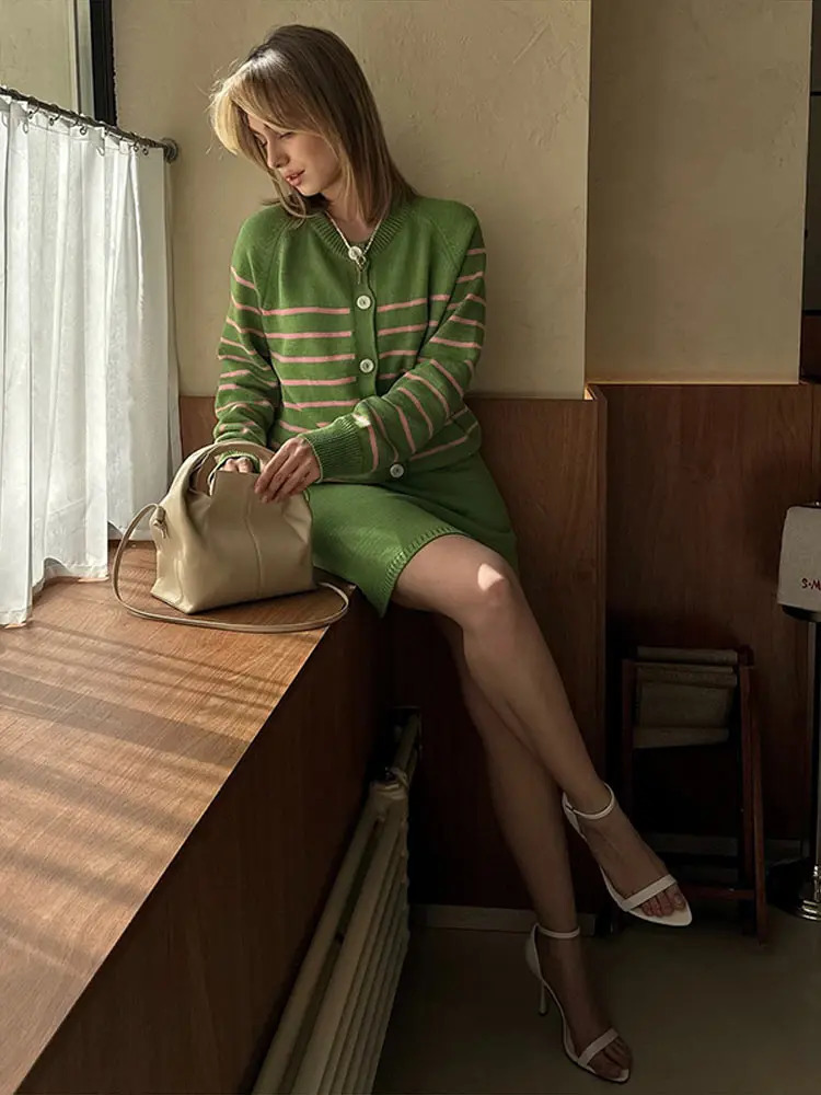 Knitted Cardigan Shirts Skirts Women Two Piece Set Round Neck Single Breaded Coats Long Sleeve Mini Sexy Skirt Striped Tops 250714